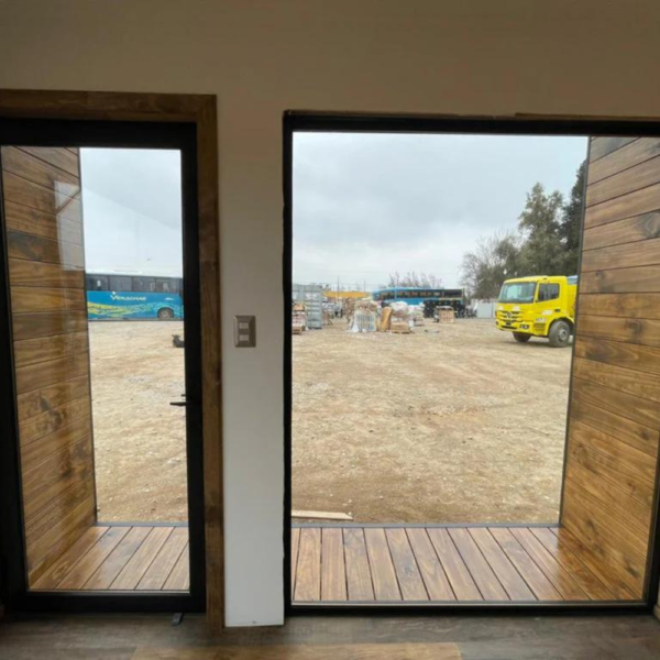 Module préfabriqué 8×3 mètres