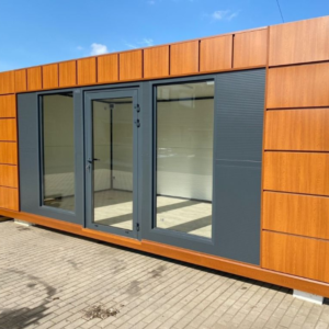Conteneur bureau de 18 m² avec toilettes